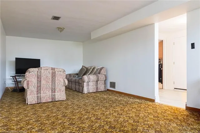 Additional image 27 of 173 Lawnhurst Dr