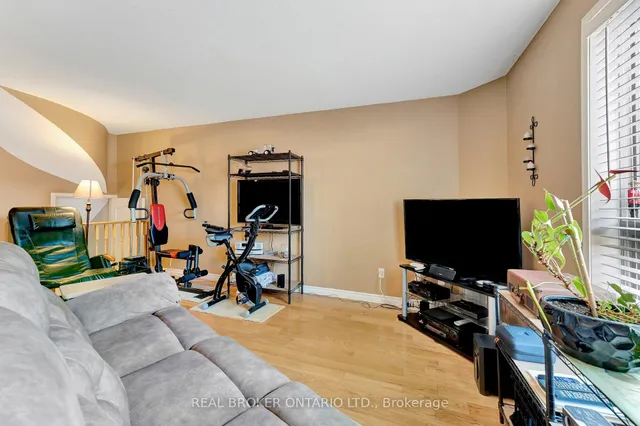 Additional image 11 of 88 Foxborough Dr