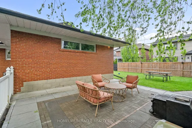 Additional image 49 of 11 Adelpha Dr