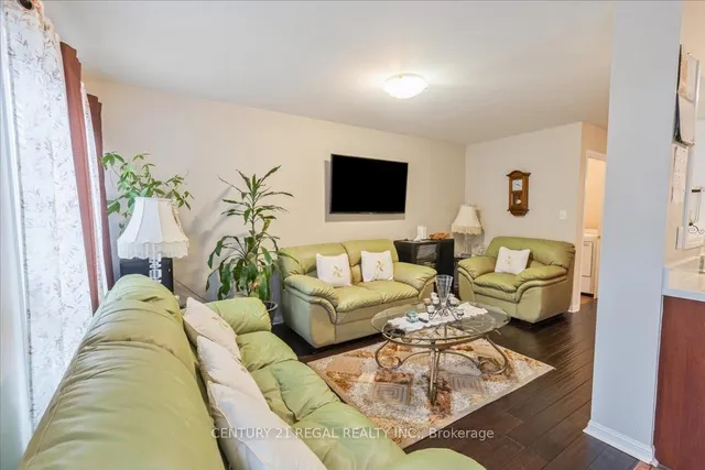 Additional image 12 of 4 Parisian Rd