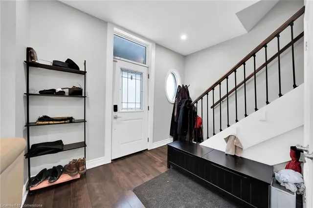 Additional image 5 of 199 Bay St