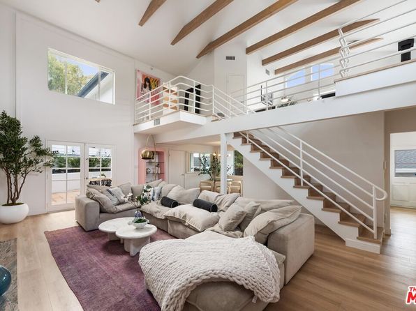 4041 Davana Rd, Sherman Oaks, CA 91423