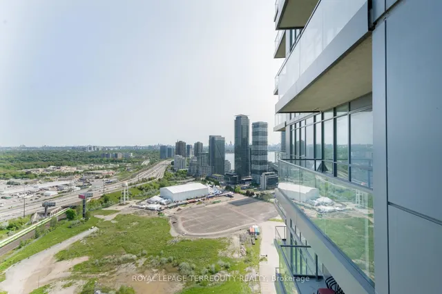 Additional image 20 of 36 Park Lawn Rd Unit 3306