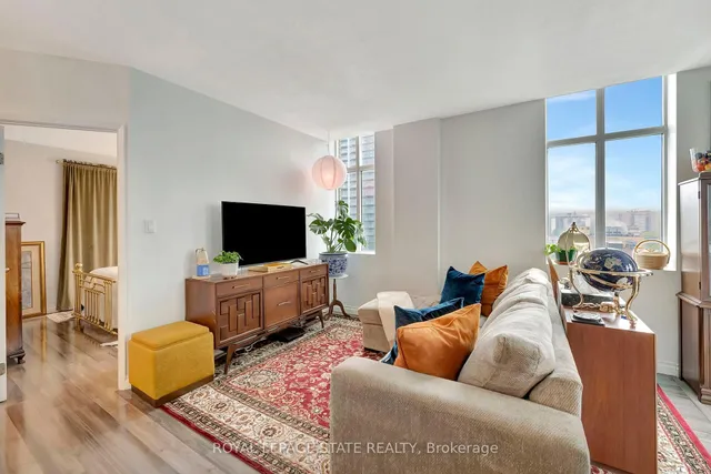 Additional image 15 of 36 James St Unit 1205