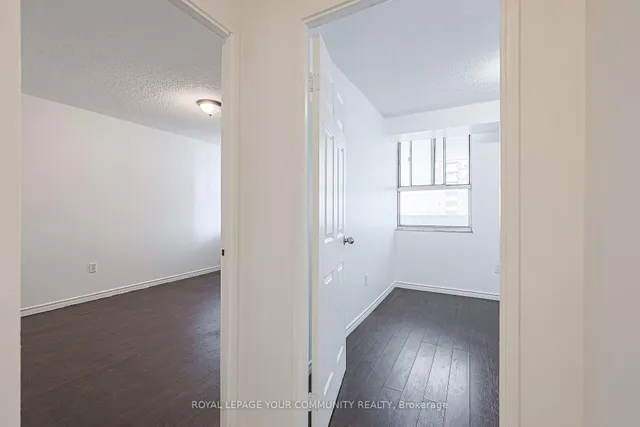 Additional image 31 of 10 Tobermory Dr Unit 1011