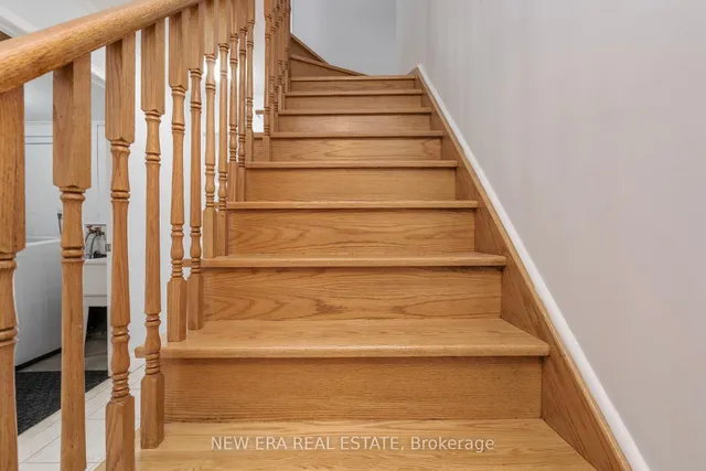 Additional image 8 of 124 Jenkinson Way Unit 24