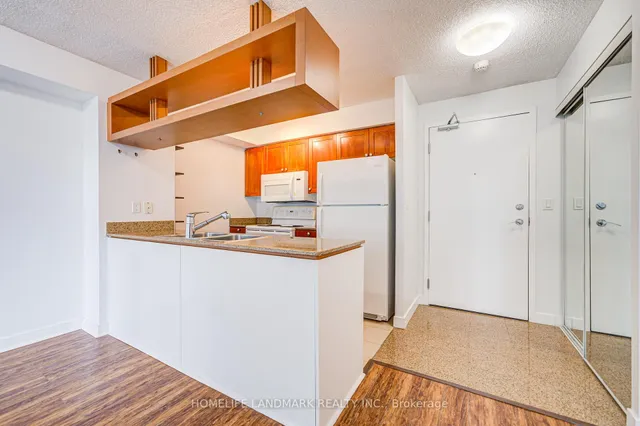 Additional image 4 of 81 Navy Wharf Crt Unit 2807