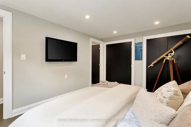 Additional image 31 of 946 Glenwood Ave