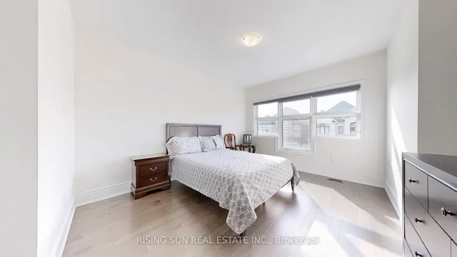 Additional image 28 of 37 Midmorning Rd