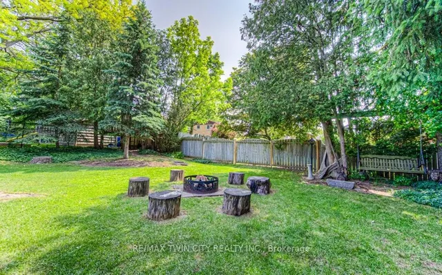 Additional image 46 of 211 RIPPLEWOOD Cres