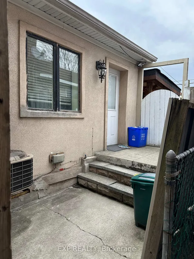 Additional image 2 of 21 Oak Ave