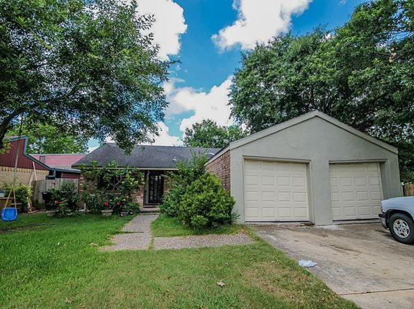 12302 Kitty Brook Dr, Houston, TX 77071