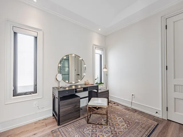 Additional image 20 of 323 Melrose Ave