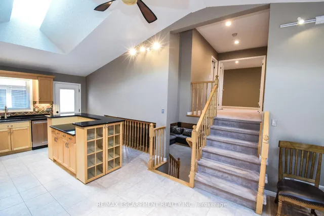 Additional image 23 of 67 Lawnhurst Dr