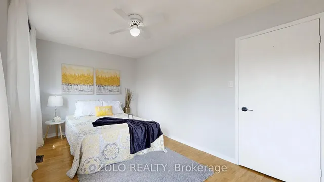 Additional image 23 of 54 Luminous Crt