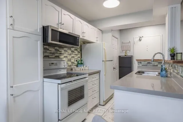 Additional image 6 of 851 Queenston Rd Unit 104