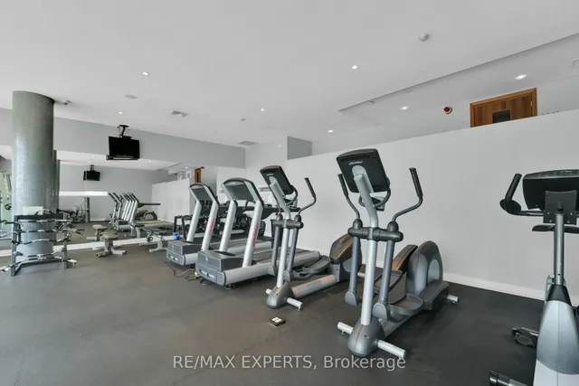 Additional image 10 of 1050 The Queensway N/A Unit 516