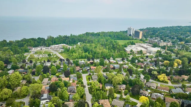 Additional image 37 of 53 Regency Sq