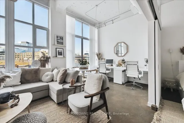 Additional image 5 of 404 King St Unit 232