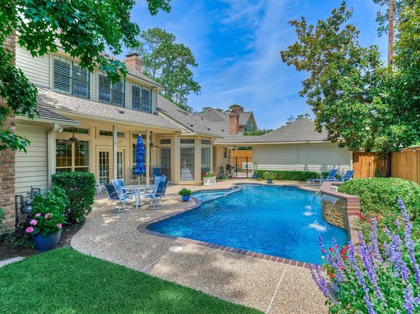 5211 Rothchilde Ct, Houston, TX 77069