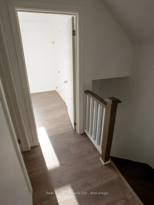 Additional image 12 of 10 Albemarle St