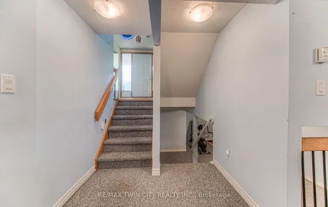 Additional image 31 of 82 Roseneath Cres