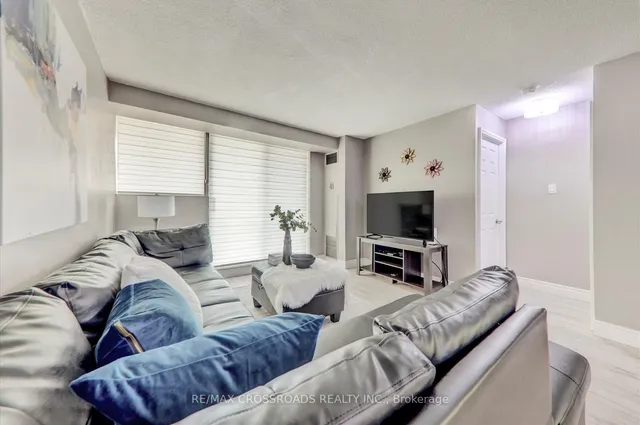 Additional image 11 of 99 Blackwell Ave Unit 807