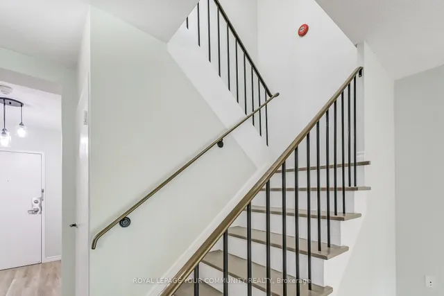 Additional image 30 of 6 Crescent Town Rd Unit 406