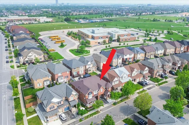 Additional image 46 of 697 Ambroise Cres