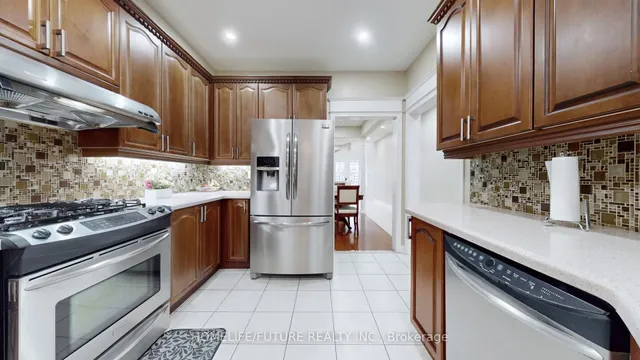 Additional image 14 of 59 Pogonia St