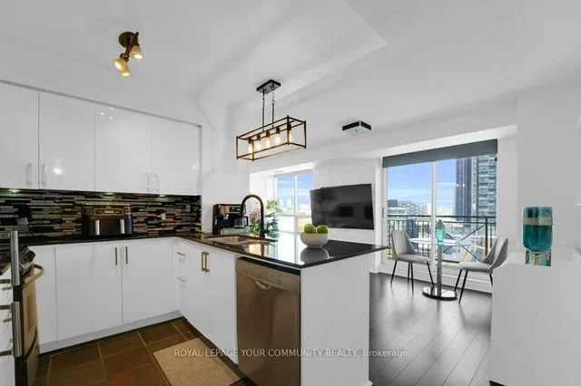 Additional image 14 of 1103 Leslie St Unit 1009