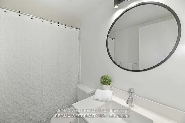 Additional image 11 of 2212 Lake Shore Blvd Unit 506