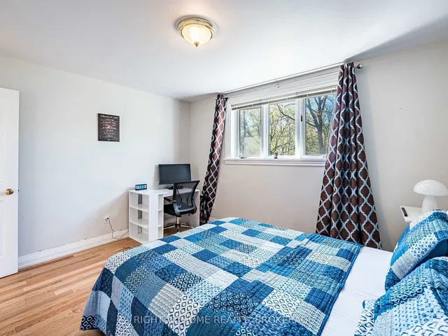 Additional image 28 of 774 Old Dundas Rd