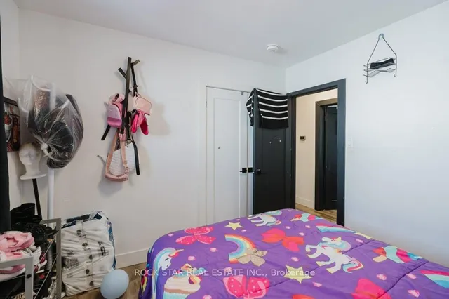 Additional image 11 of 859 Upper Ottawa St