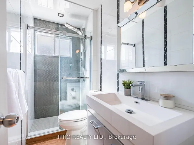 Additional image 30 of 3525 Burningelm Cres