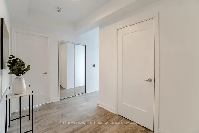 Additional image 6 of 70 Annie Craig Dr Unit 4004