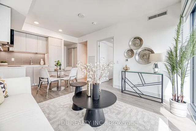 Additional image 10 of 8 Cumberland St Unit 3105