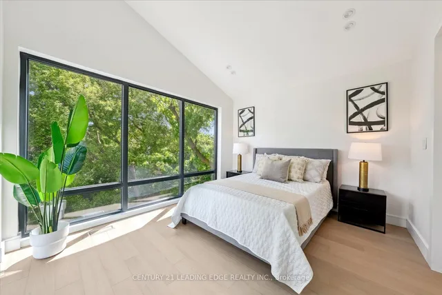 Additional image 38 of 257 Robina Ave