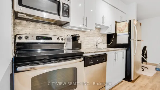 Additional image 8 of 801 Sheppard Ave Unit 307