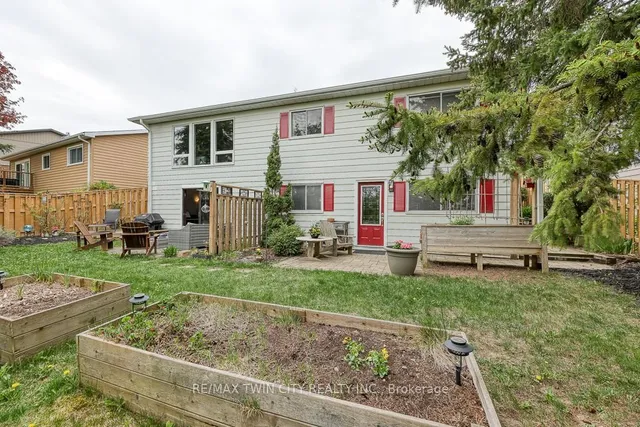 Additional image 36 of 18 Charnwood Crt
