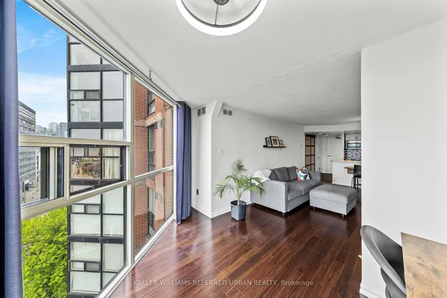 Additional image 21 of 725 King St Unit 1011