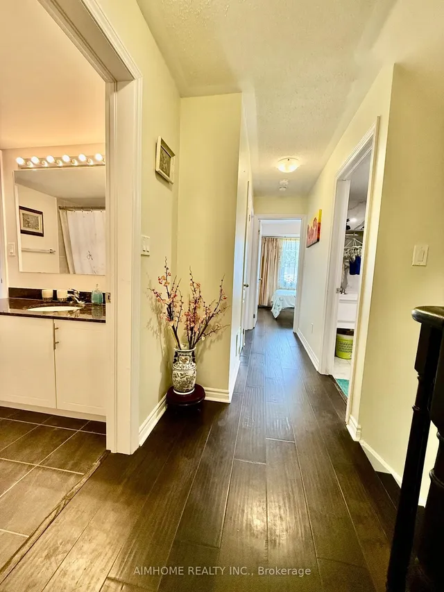 Additional image 20 of 4 Eaton Park Lane Unit 9