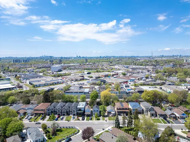 Additional image 49 of 136 Aylesworth Ave