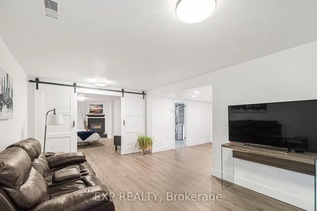 Additional image 32 of 190 Ross Ave