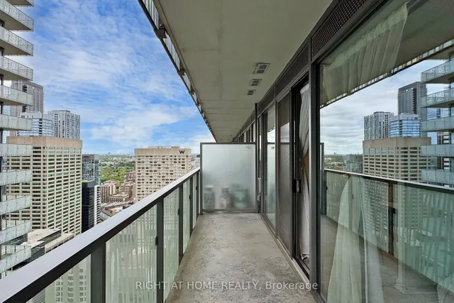 Additional image 22 of 50 Charles St Unit 3906