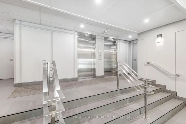 Additional image 5 of 975 Warwick Crt Unit B1