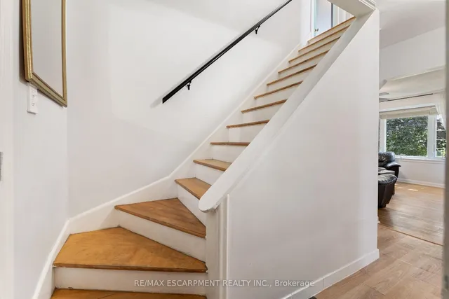 Additional image 23 of 49 EATON Pl