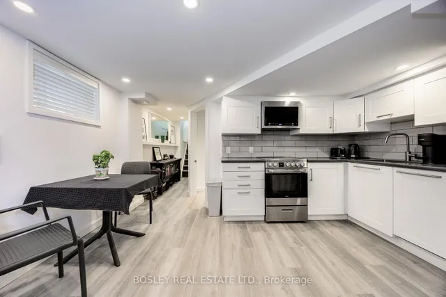 Additional image 36 of 30 Oak Park Ave