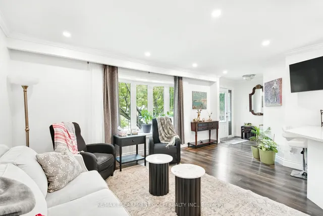 Additional image 8 of 3202 Centennial Dr