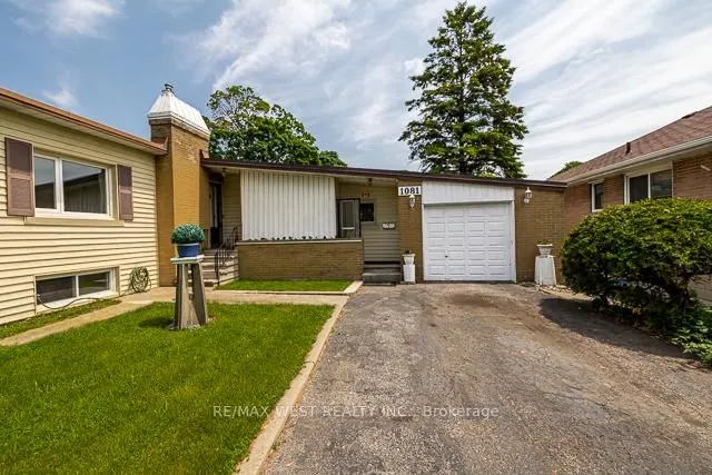 Additional image 3 of 1081 Islington Ave